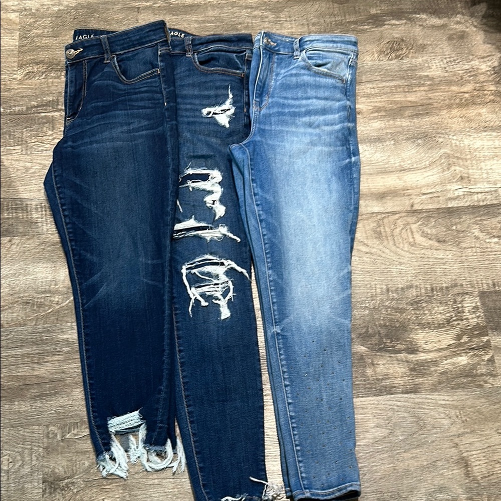 American Eagle NXT LVL stretch Bundle 1 capri & 2 jeans